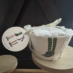Rae Dunn Witch feet Measuring Cups